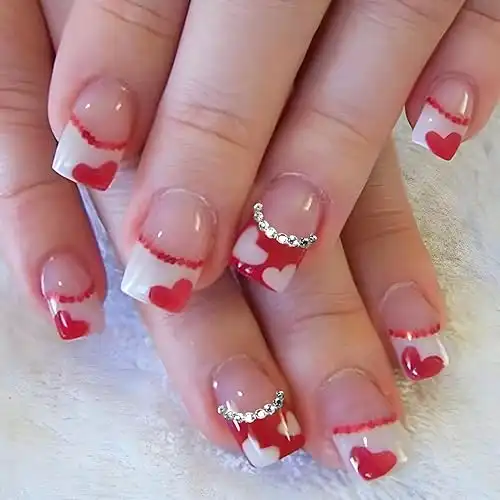 24Pcs French Tip Heart Press on Nails Short Square Valentines Fake Nails Cute Heart False Nails with Rhinestones Red White Hearts Nail Art Designs Glue on Nails for Valentines Day Manicure Decorations